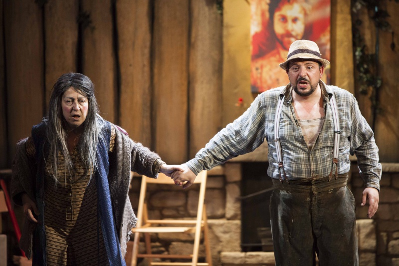 LA DAME BLANCHE Michèle Garcia et Benoît Tachoires LA DAME BLANCHE Michèle Garcia et Benoît Tachoires